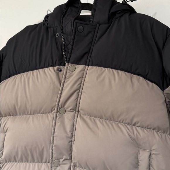 The Super Puff Shorty Puffer Jacket - Picture 2 of 8